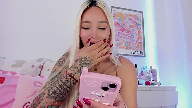  viioletweekend  online show from 28, 2, 2025