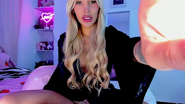  viioletweekend  online show from 15, 2, 2026