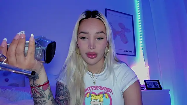  viioletweekend  online show from 12, 3, 2025