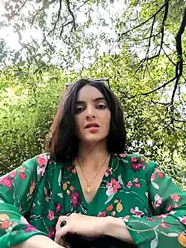 Snapshot of Sam_Sara chatting on 26, 10, 2025 Sam Sara online show from 26, 10, 2025