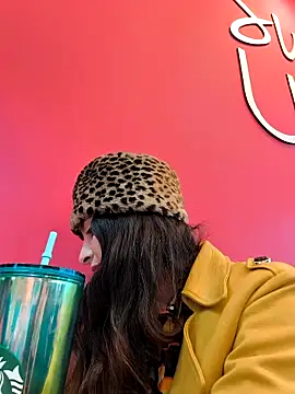 Snapshot of Sam_Sara chatting on 19, 10, 2025 Sam Sara online show from 19, 10, 2025