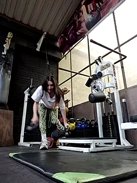 Sam Sara online show from 19, 4, 2026