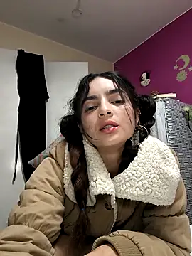 Sam Sara online show from 6, 3, 2025