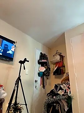 Snapshot of Sam_Sara chatting on 16, 11, 2025 Sam Sara online show from 16, 11, 2025