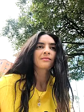 Snapshot of Sam_Sara chatting on 17, 11, 2025 Sam Sara online show from 17, 11, 2025