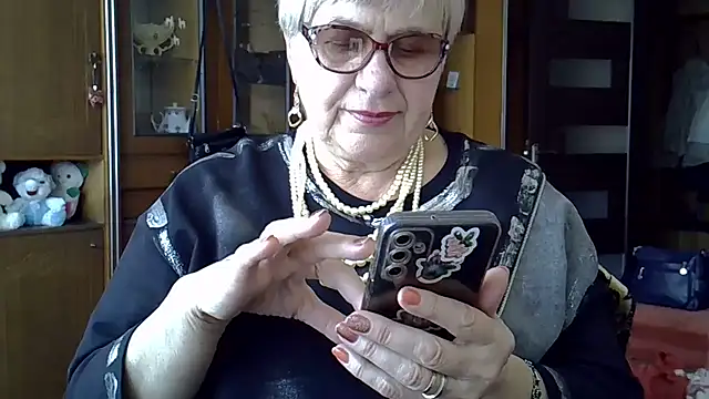 SweetCherry27 online show from 9, 3, 2025