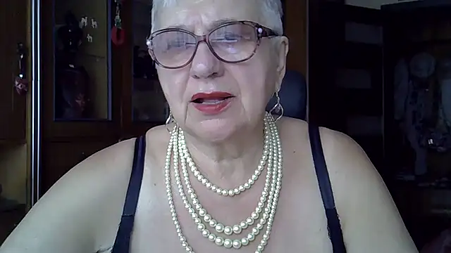 SweetCherry27 online show from 10, 9, 2025