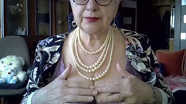 SweetCherry27 online show from 21, 3, 2025