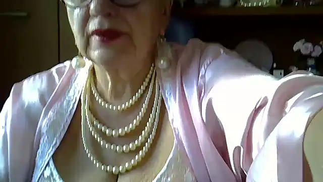 SweetCherry27 online show from 20, 9, 2025