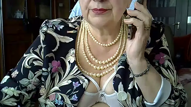 SweetCherry27 online show from 12, 3, 2025