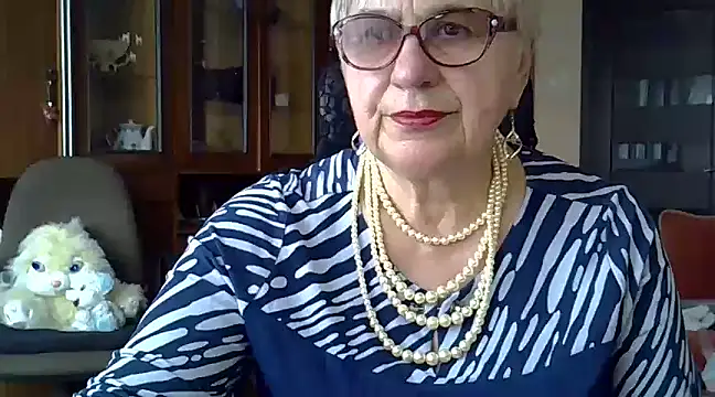 SweetCherry27 online show from 16, 3, 2025