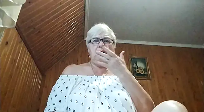 Snapshot of SweetCherry27 chatting on 30, 6, 2026 SweetCherry27 online show from 30, 6, 2026