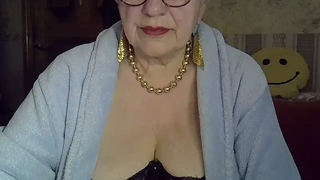 SweetCherry27 online show from 18, 4, 2026