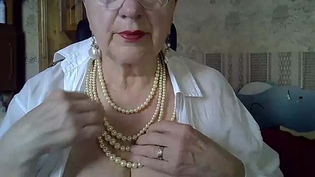 SweetCherry27 online show from 18, 5, 2026