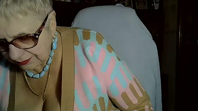 SweetCherry27 online show from 18, 10, 2025