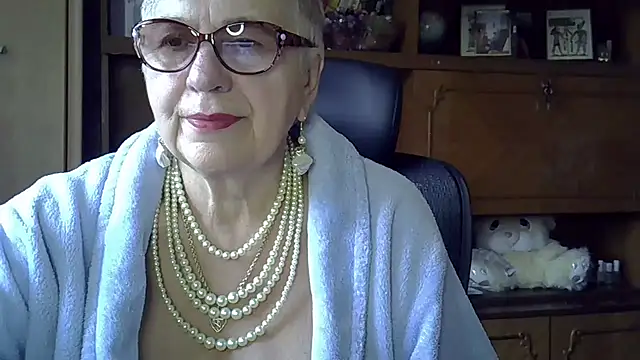 SweetCherry27 online show from 12, 10, 2025