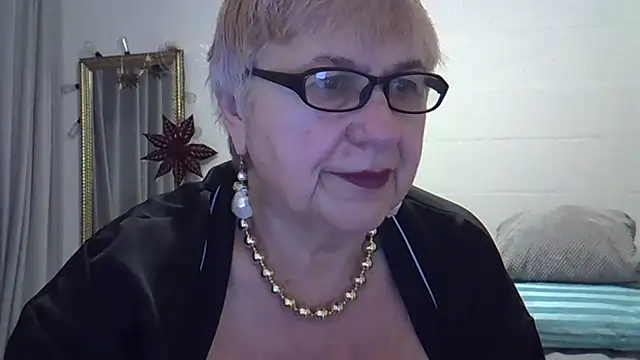 SweetCherry27 online show from 14, 2, 2026