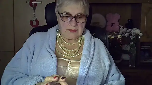 SweetCherry27 online show from 14, 10, 2025