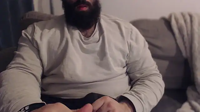 hugemachohandsome online show from 22, 12, 2025