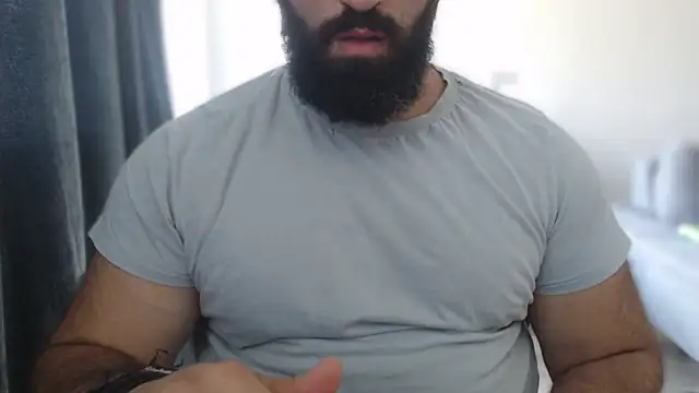 hugemachohandsome online show from 23, 9, 2025