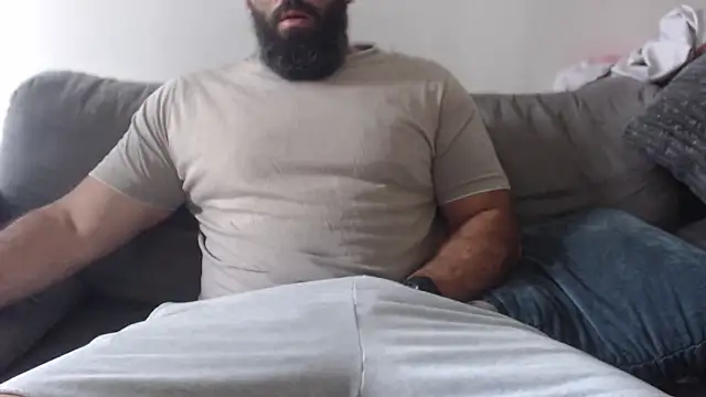 hugemachohandsome online show from 27, 6, 2026