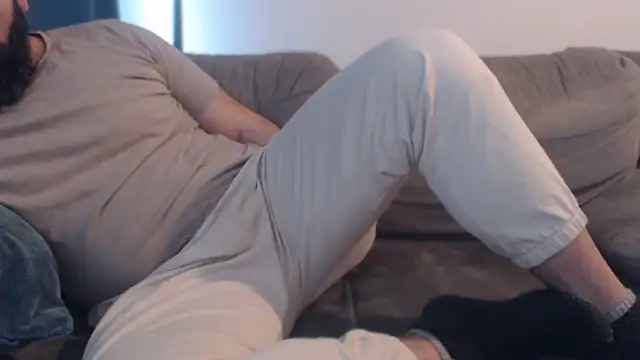 hugemachohandsome online show from 12, 2, 2026