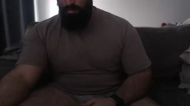 hugemachohandsome online show from 18, 2, 2026