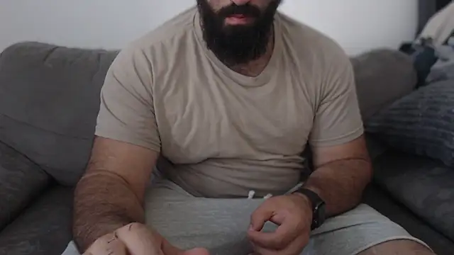 hugemachohandsome online show from 13, 7, 2026