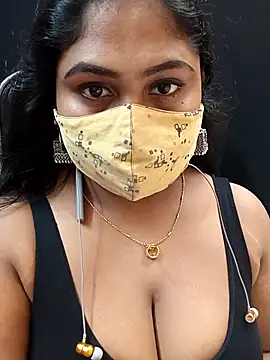 Sophiaboudi online show from 9, 10, 2025