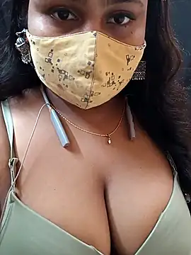 Sophiaboudi online show from 5, 10, 2025