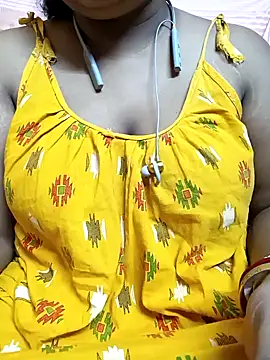 Sophiaboudi online show from 7, 1, 2025