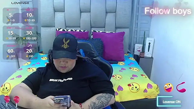 evelin zaens online show from 2, 3, 2026