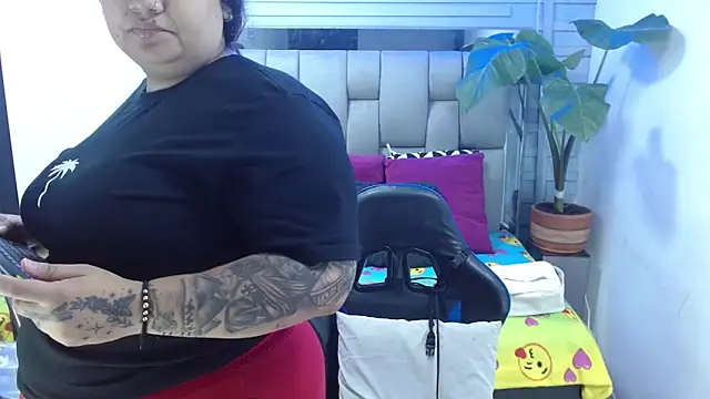 evelin zaens online show from 15, 4, 2026