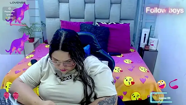 evelin zaens online show from 1, 2, 2026