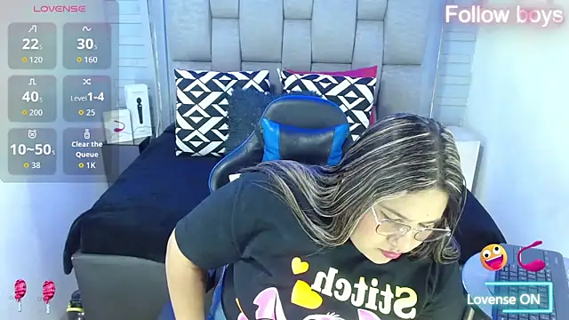 evelin zaens online show from 5, 10, 2025