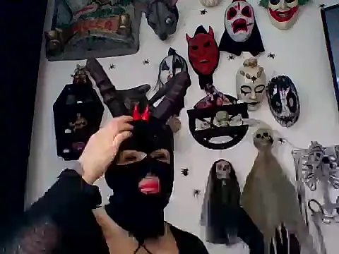 FeticheMacabre online show from 19, 12, 2025