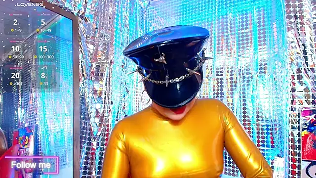 LatexDevil Blondie online show from 23, 11, 2025