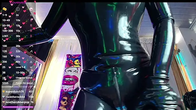 Snapshot of LatexDevil_Blondie chatting on 14, 3, 2025 LatexDevil Blondie online show from 14, 3, 2025
