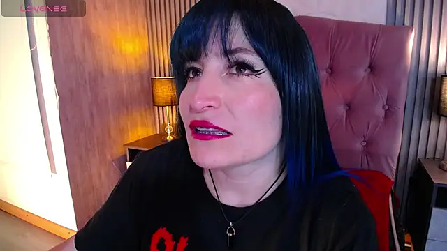 alicia moom online show from 21, 4, 2026