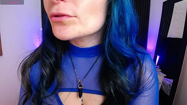 alicia moom online show from 18, 2, 2025
