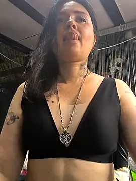 Snapshot of KikiXRed chatting on 21, 7, 2026 KikiXRed online show from 21, 7, 2026