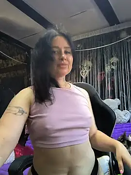 Snapshot of KikiXRed chatting on 26, 7, 2026 KikiXRed online show from 26, 7, 2026