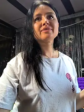 KikiXRed online show from 5, 4, 2026