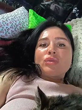 Snapshot of KikiXRed chatting on 20, 6, 2026 KikiXRed online show from 20, 6, 2026
