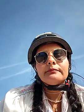 bellapaty online show from 21, 4, 2026