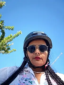 Snapshot of bellapaty chatting on 4, 6, 2026 bellapaty online show from 4, 6, 2026