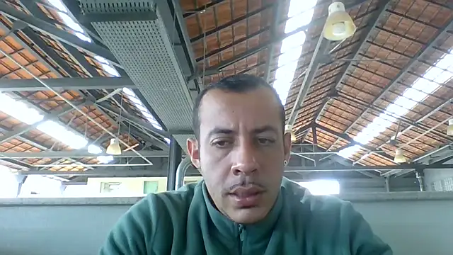 Snapshot of MachoScorpionCaralho chatting on 12, 6, 2026 MachoScorpionCaralho online show from 12, 6, 2026