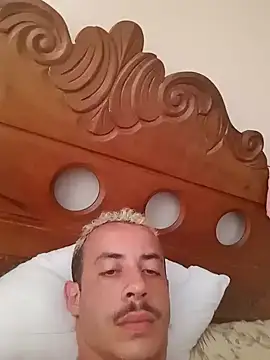 MachoScorpionCaralho online show from 5, 2, 2025