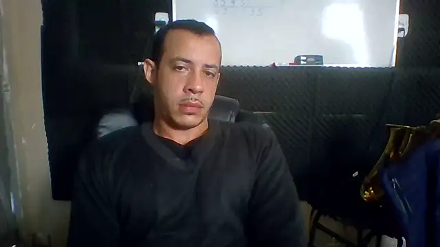Snapshot of MachoScorpionCaralho chatting on 15, 6, 2026 MachoScorpionCaralho online show from 15, 6, 2026