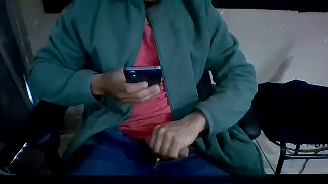 MachoScorpionCaralho online show from 24, 9, 2025